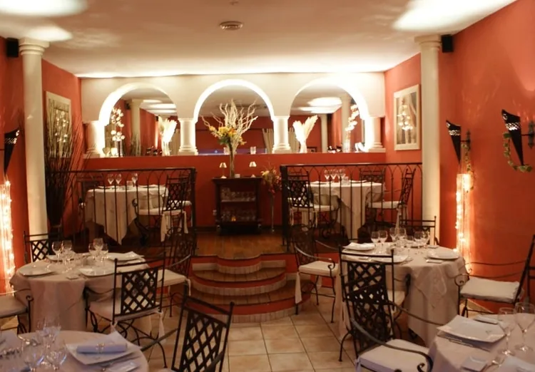 Le Cosi à Cannes, Alpes-Maritimes (06)