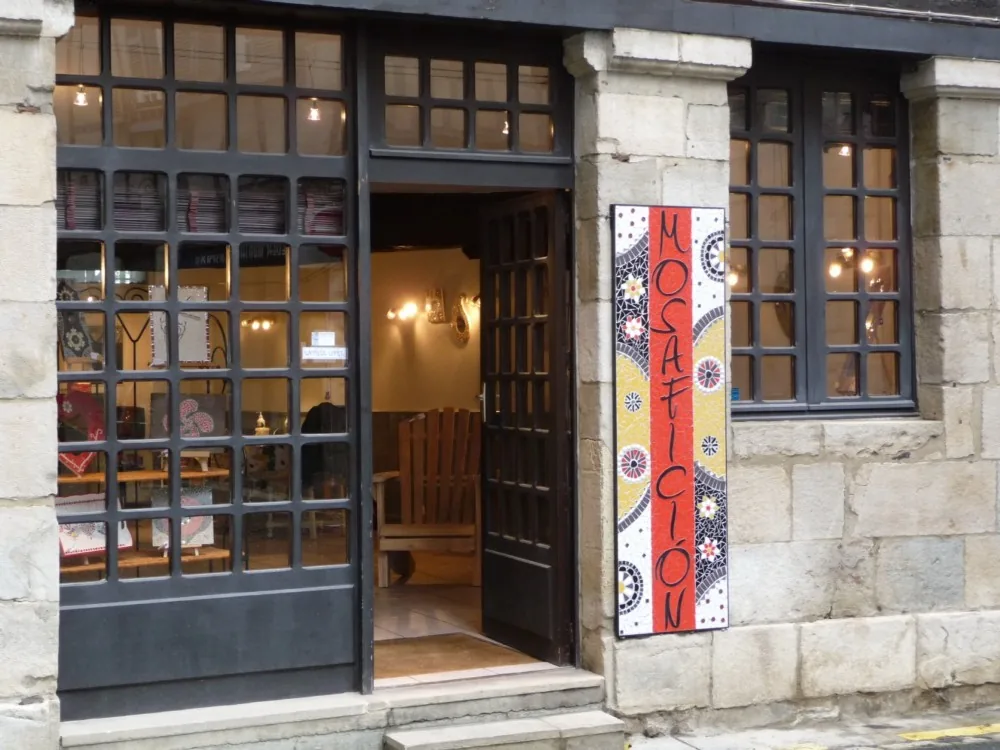 Mosaficion à Bayonne, Pyrénées-Atlantiques (64)