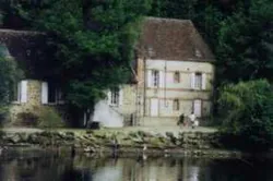 Moulin de Chateaubrun à Cuzion, Indre (36)