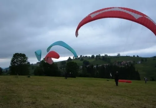 Mont d'Or Parapente à Longevilles-Mont-d'Or, Doubs (25)