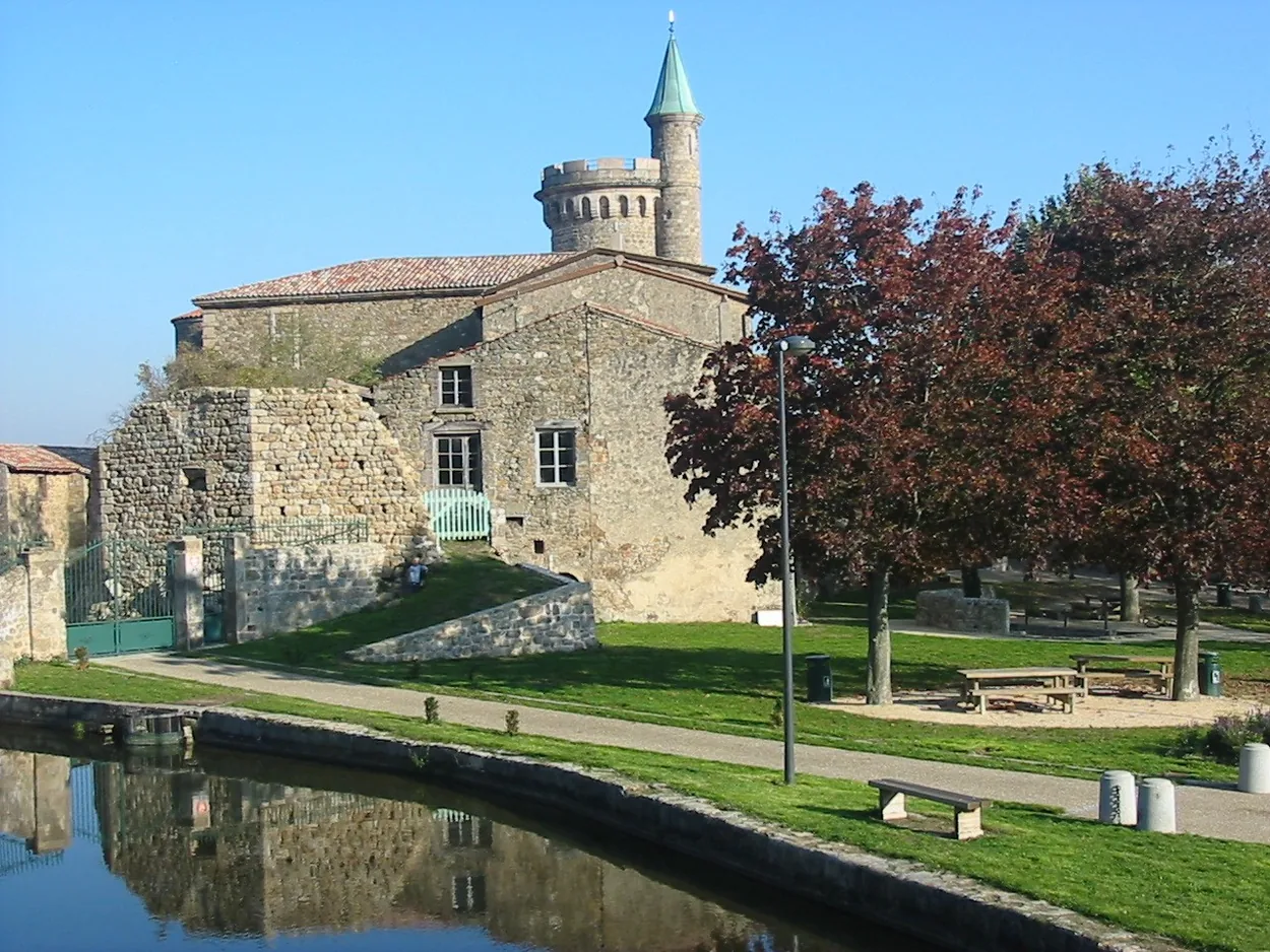 Parc du Château de Virieu à Virieu, Isère (38)