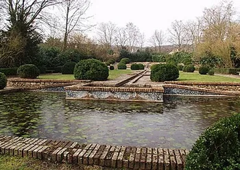 Parcs de Lardy : Hôtel de ville et Parc Boussard à Lardy, Essonne (91)