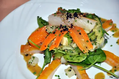 Minute de haddock fumé, salade croquante de légumes 