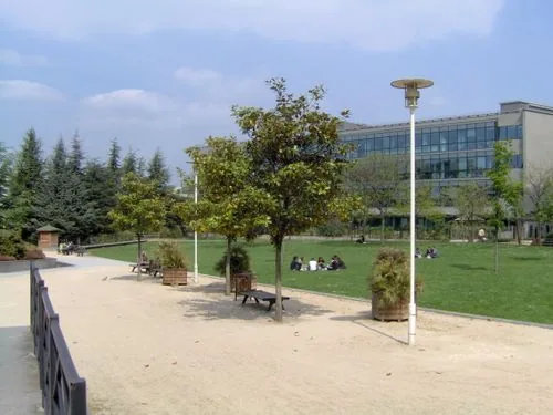 Parc Mozart à Clichy, Hauts-de-Seine (92)