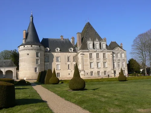 Parc et château d'Azay-le-Ferron à Azay-le-Ferron, Indre (36)