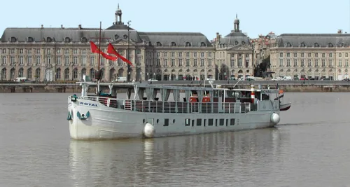 Péniche Royal à Bordeaux, Gironde (33)