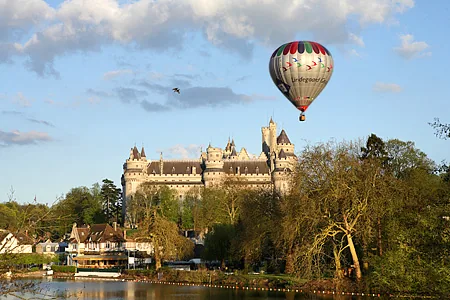 Pierrefonds Montgolfières à Pierrefonds, Oise (60)