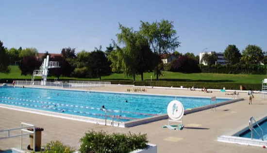 Piscine de la Grenouillere à Antony, Hauts-de-Seine (92)
