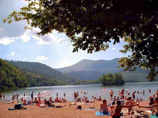 Plage de Chambon à Éguzon-Chantôme, Indre (36)