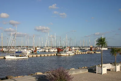 Port de Plaisance de Pauillac à Pauillac, Gironde (33)