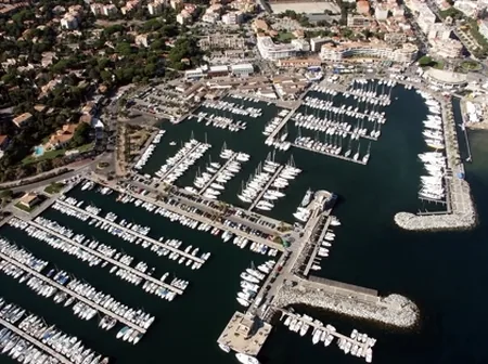 Port Privé de Cavalaire à Cavalaire-sur-Mer, Var (83)