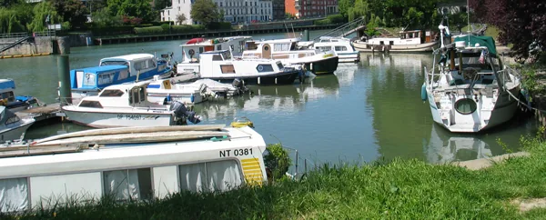 Port de Joinville à Joinville-le-Pont, Val-de-Marne (94)