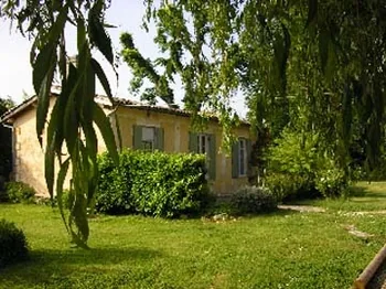 Prieuré de Mouquet à Sadirac, Gironde (33)