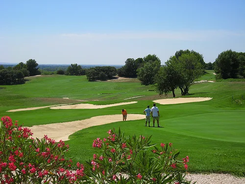 Provence Country Club à Saumane-de-Vaucluse, Vaucluse (84)