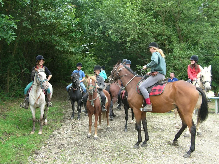 Promenade à cheval / poney à Cros-de-Géorand, Ardèche (07)