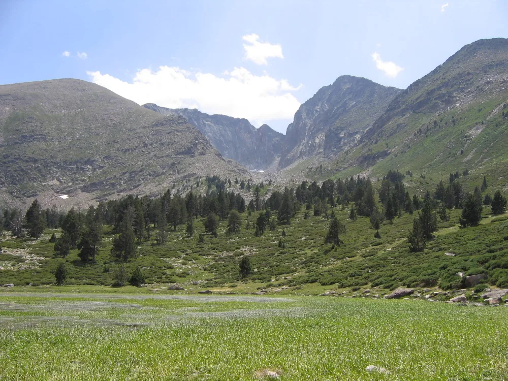 Randonnées Pyrénées à Néfiach, Pyrénées-Orientales (66)