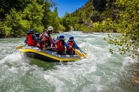 Raft Session à Castellane, Alpes-de-Haute-Provence (04)
