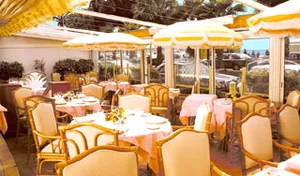 Restaurant Festival à Cannes, Alpes-Maritimes (06)
