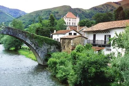 Saint Etienne de Baigorry au fil du temps à Saint-Étienne-de-Baïgorry, Pyrénées-Atlantiques (64)