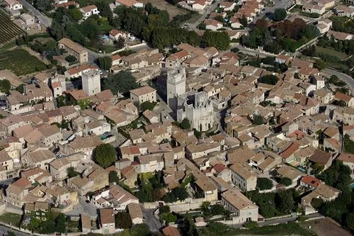 Saint Laurent des Arbres, Village Historique à Saint-Laurent-des-Arbres, Gard (30)
