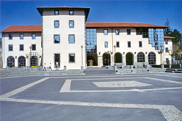 Salles d'Exposition du Musée d'Art et d'Archéologie à Aurillac, Cantal (15)