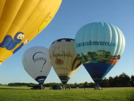 Seine et Loing Montgolfière à Moret-sur-Loing, Seine-et-Marne (77)