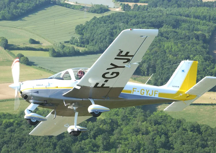 Silvair, Vol en Hélicoptère et ULM à Châtellerault, Vienne (86)