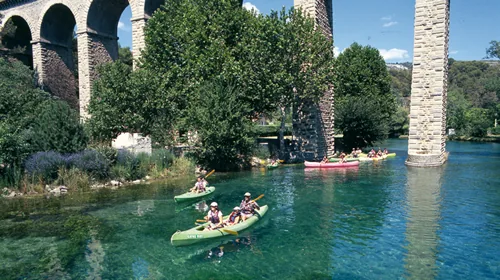 Snc de l'Aqueduc - Kayak Vert à Fontaine-de-Vaucluse, Vaucluse (84)
