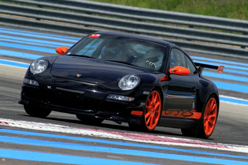 Spark Motorsport à Aix-en-Provence, Bouches-du-Rhône (13)