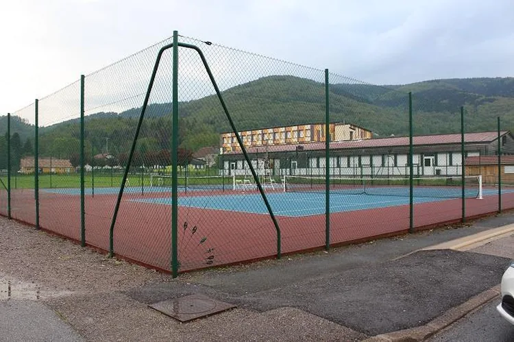 Terrain de Tennis de Rupt-sur-Moselle à Rupt-sur-Moselle, Vosges (88)