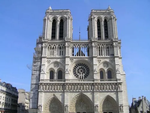 Tour de Notre-Dame de Paris - Centre des Monuments Nationaux à Paris 4e (75)