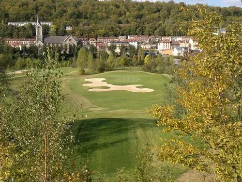 Ugolf Longwy International à Longwy, Meurthe et Moselle (54)