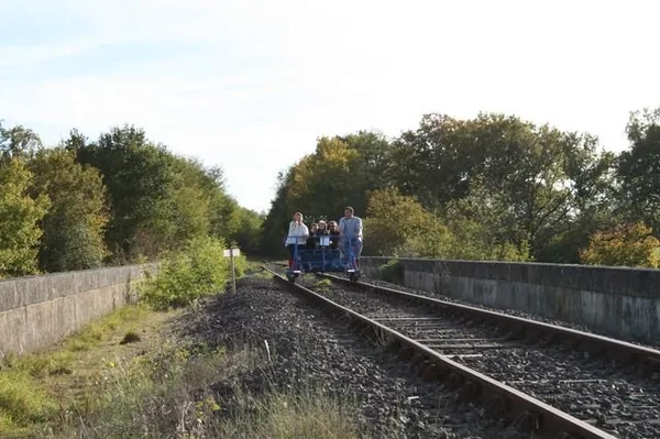 Vélorail du Bourbonnais à Noyant-d'Allier, Allier (03)