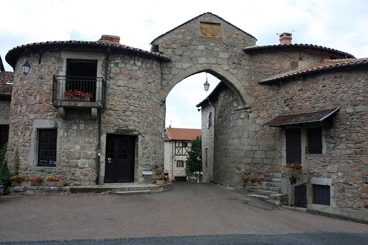Village Médiéval de Crozet à Le Crozet, Loire (42)