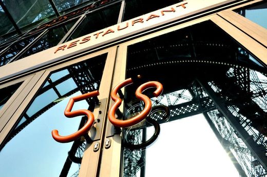 58 Tour Eiffel