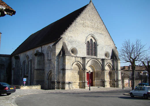 Abbatiale de Guîtres