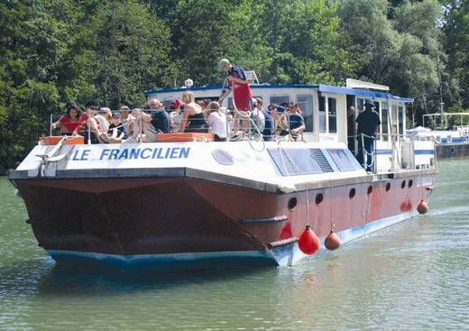 Au Fil de l'Eau Le Francilien