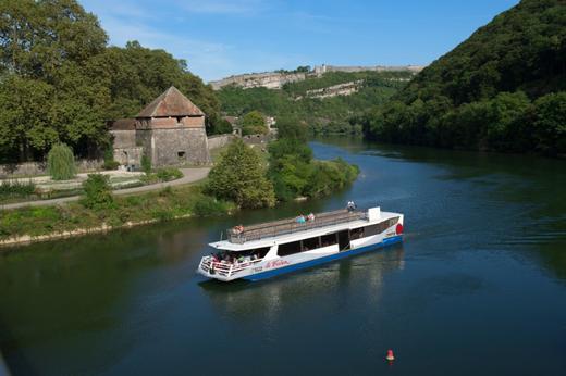 Bateau de Besançon le Vauban