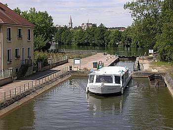 Bateaux Touristiques de l'Auxerrois