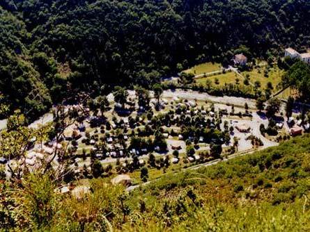 Camping Les Eaux Chaudes