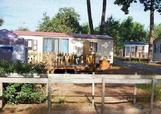 Camping Les Genêts ***