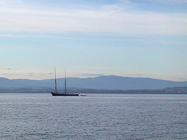 Croisière-promenade sur la barque "la Savoie"