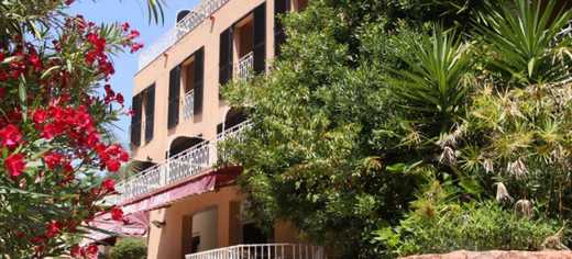 Hôtel le Lonca