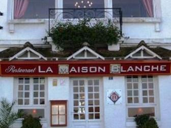 LA MAISON BLANCHE