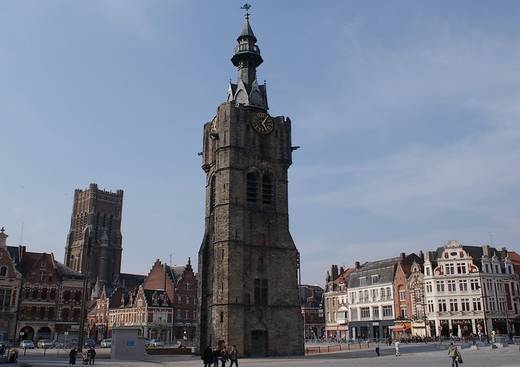 Le Beffroi
