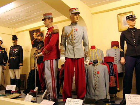 Musée du Costume Militaire