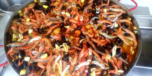 Paella Géante à Domicile