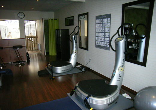 Power Plate 123 Coach Centre