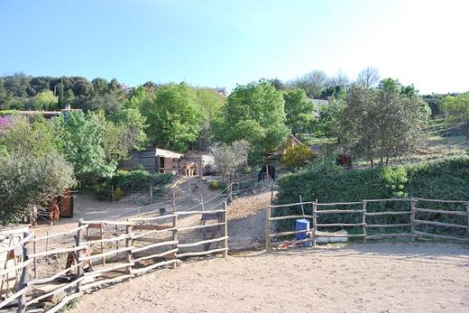 Rênes Longues et les Gîtes du Châtaignier Troué