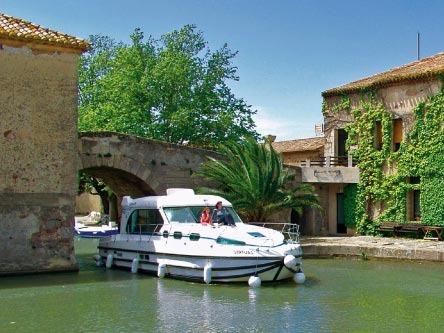 Tourisme fluvial Nicol's Yacht